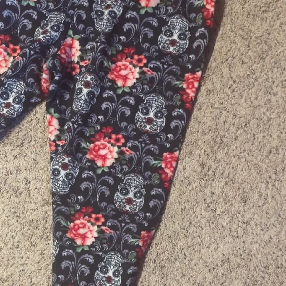 Terra & Sky Multicolor Floral Pants - Picture 12 of 15